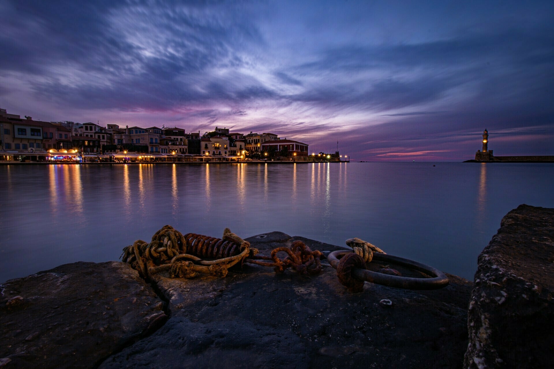 Evening saunters around the port is one of the top things to do in Chania Old Town